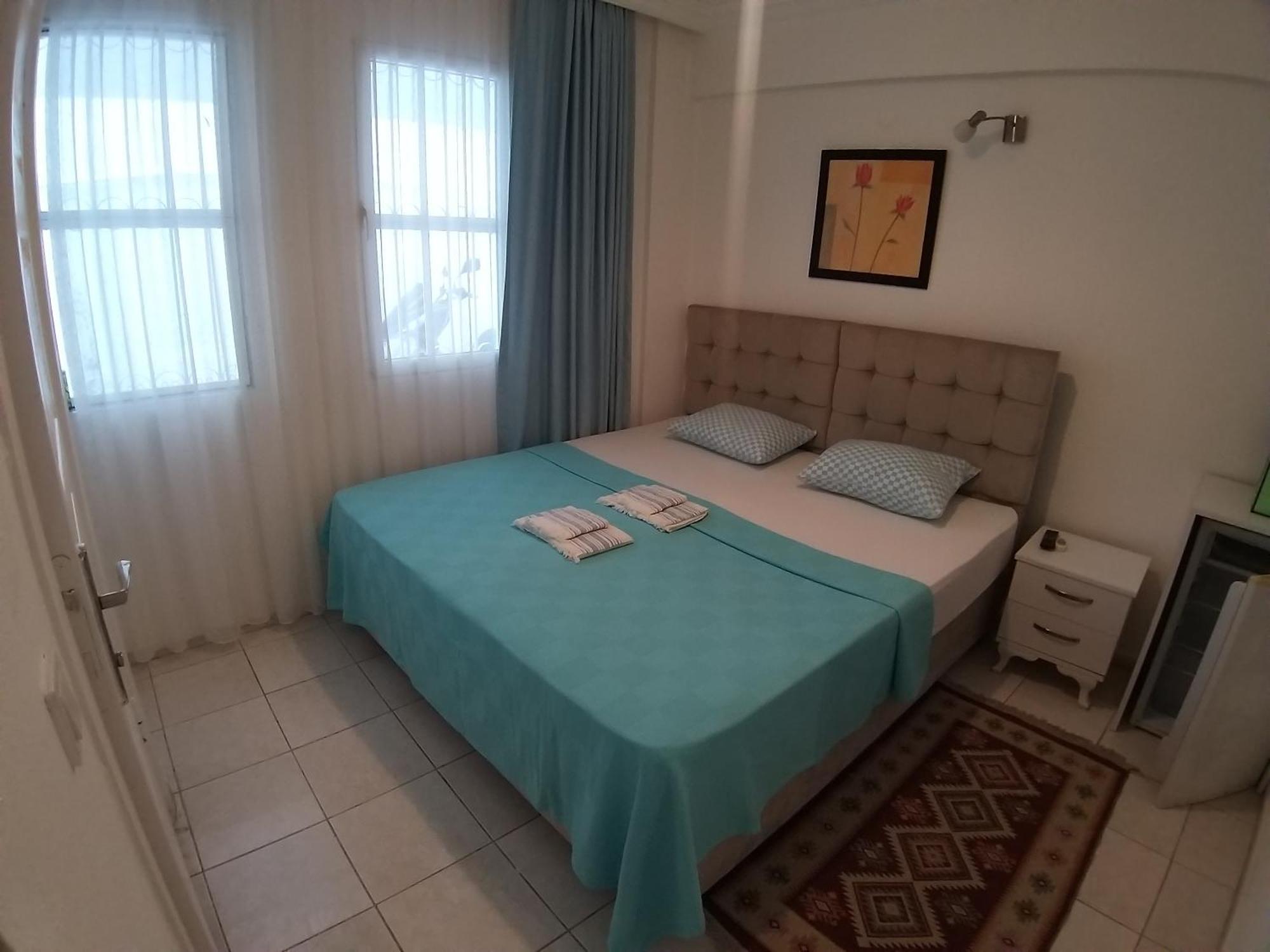 Beyaz Apart Pansiyon Cesme Ngoại thất bức ảnh
