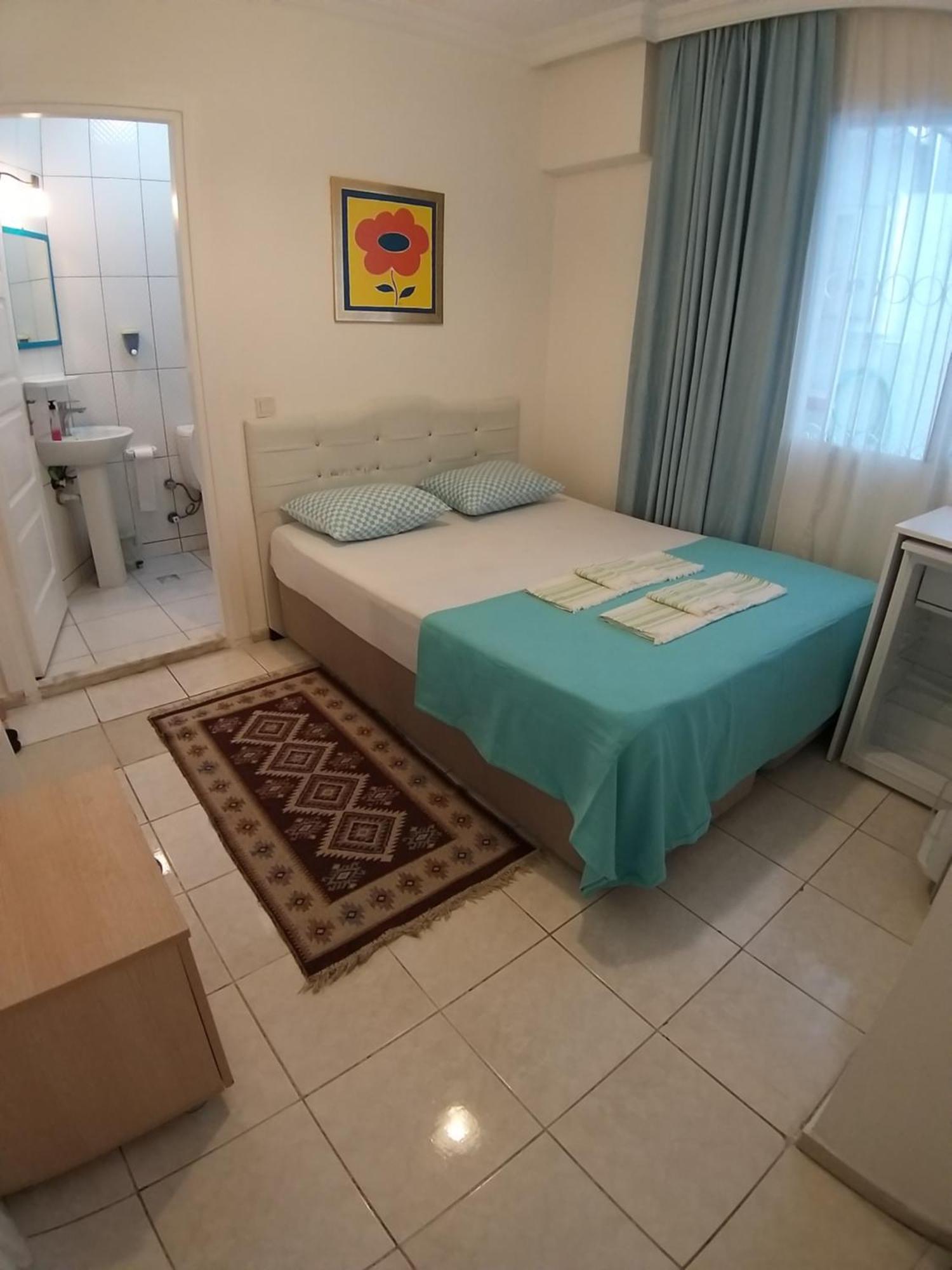 Beyaz Apart Pansiyon Cesme Ngoại thất bức ảnh