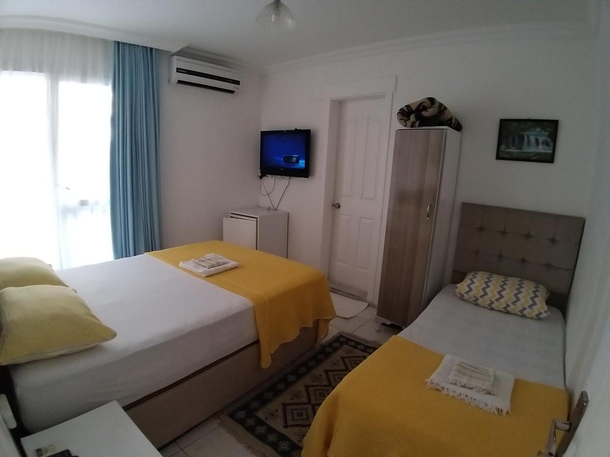 Beyaz Apart Pansiyon Cesme Ngoại thất bức ảnh