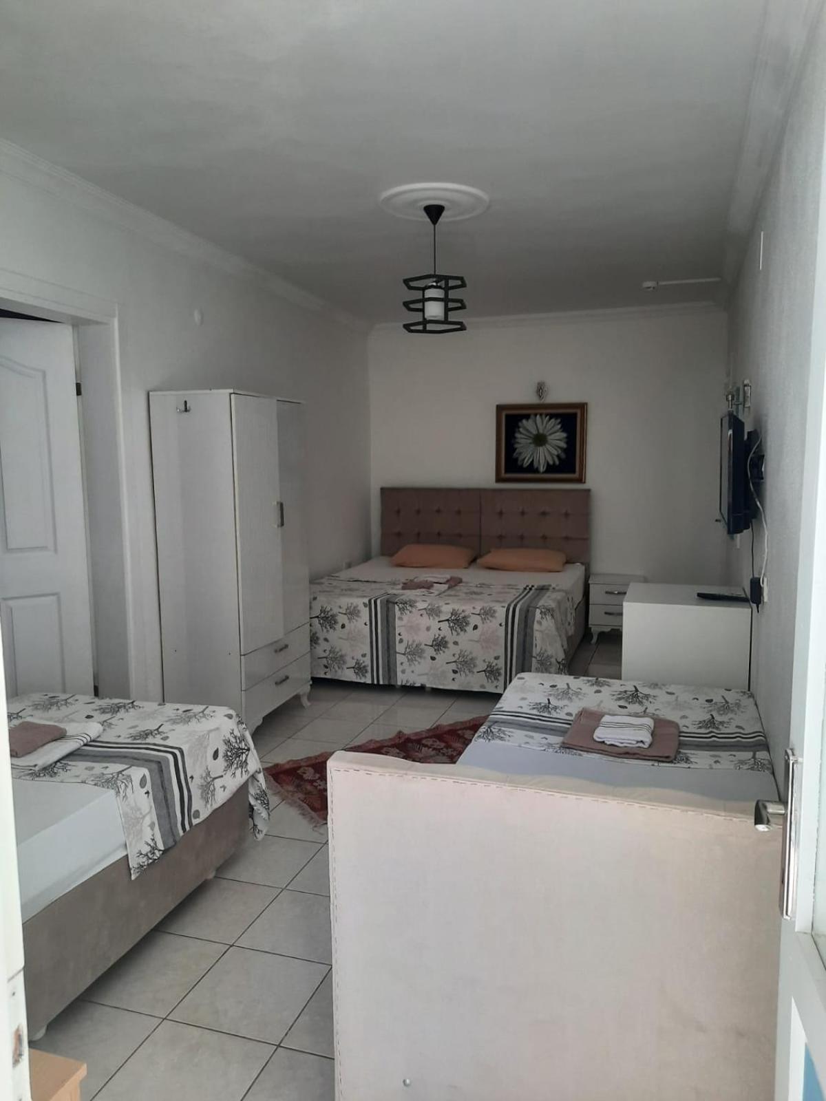 Beyaz Apart Pansiyon Cesme Ngoại thất bức ảnh